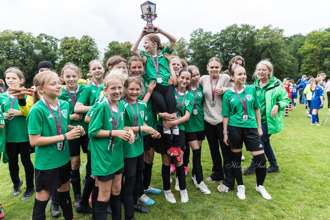Bild 256 - Loewinnen Cup